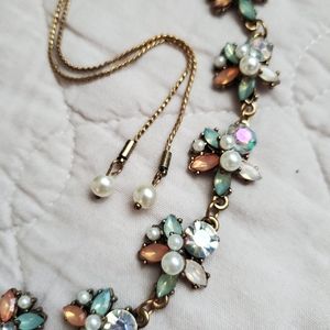 SOLD 4/$20▪︎Beautiful statement necklace▪︎